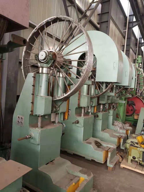 木工鋸床重型帶鋸機大型木材鋸切機械